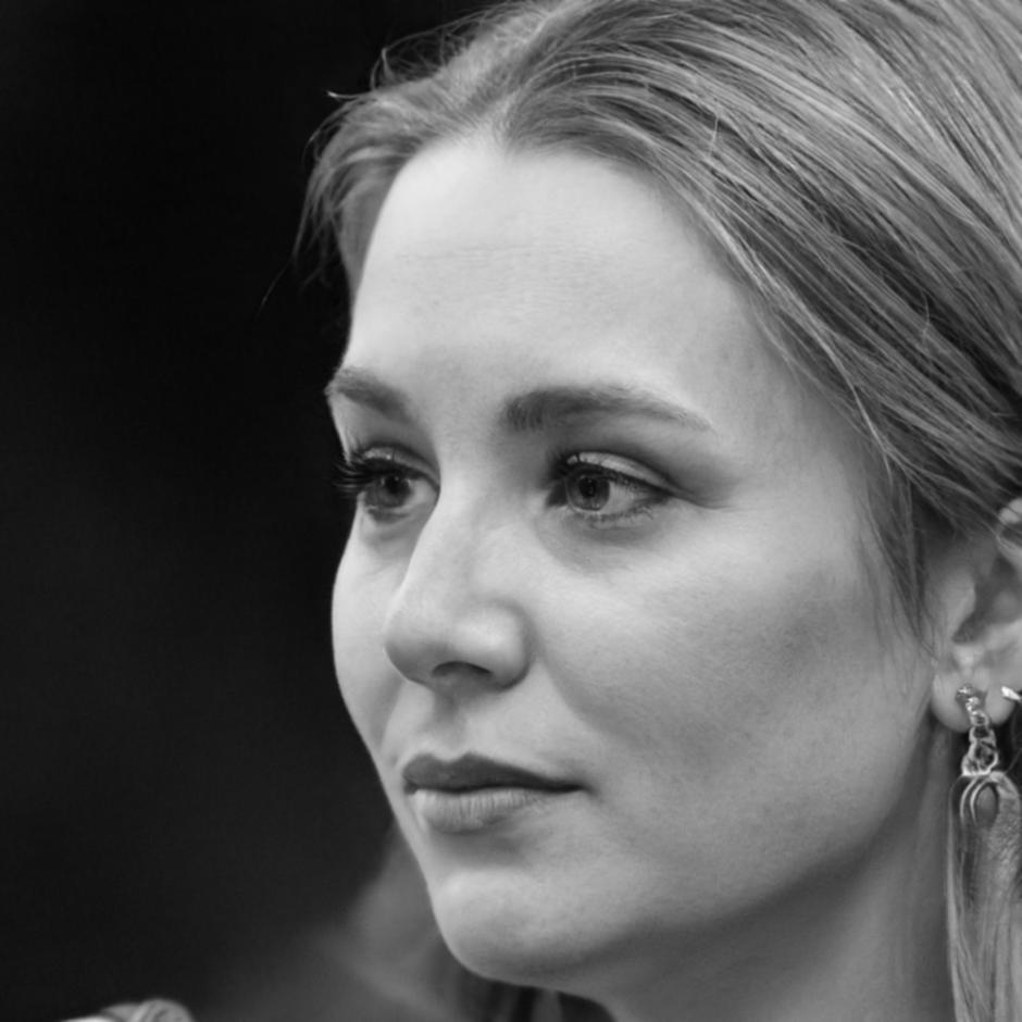 María Elena Ruiz, Especialista en Presupuestos